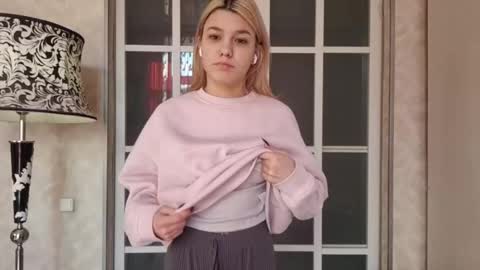 Amelia online show from March 13, 5:20 am