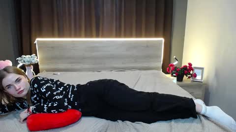 ritakiskis online show from March 2, 5:08 am