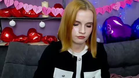 Snapshot of ritakiskis chatting on February 7, 5:41 am ritakiskis online show from February 7, 5:41 am