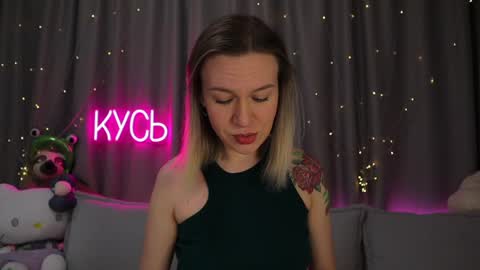 Rita online show from April 3, 2:09 am