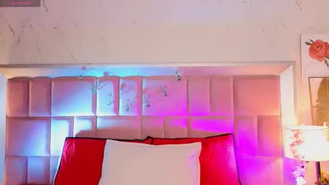 robin D online show from April 22, 3:42 pm