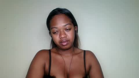 rochellinah online show from July 28, 6:20 pm