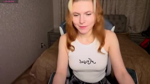 Snapshot of rocky_foxy chatting on October 16, 10:45 pm Rockel online show from October 16, 10:45 pm