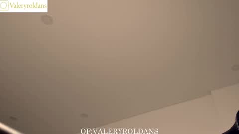 Valery Roldans online show from February 19, 1:08 am