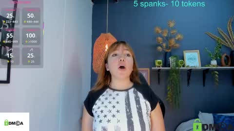 Snapshot of romi01_ chatting on October 5, 6:24 pm romi online show from October 5, 6:24 pm