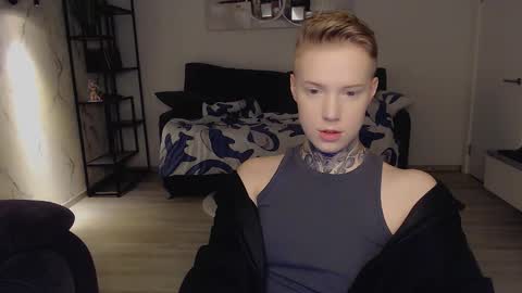 Roni online show from December 28, 10:23 pm