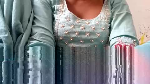 roop_sexy642 online show from February 23, 3:40 am