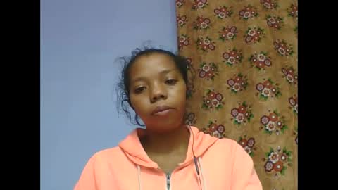 rosah225127 online show from May 16, 10:36 am