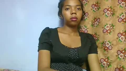 rosah225127 online show from April 19, 6:10 pm
