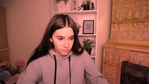 Rose online show from April 28, 6:06 am