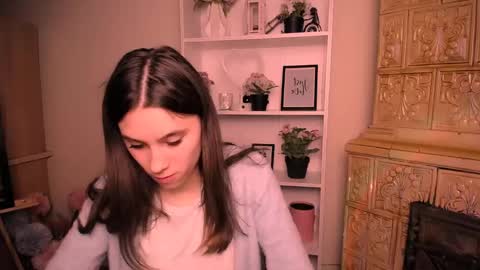 Rose online show from April 25, 7:00 am