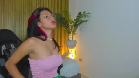 R O S A online show from April 10, 8:15 pm