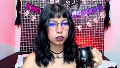 Ally online show from October 19, 7:49 pm