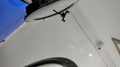 Rose 3 online show from April 26, 7:00 pm