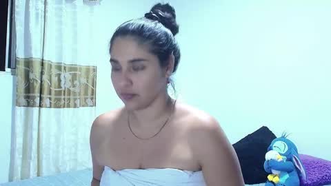 rose_towers4 online show from April 26, 2:42 am