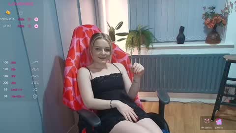 rose97 online show from February 13, 8:55 pm