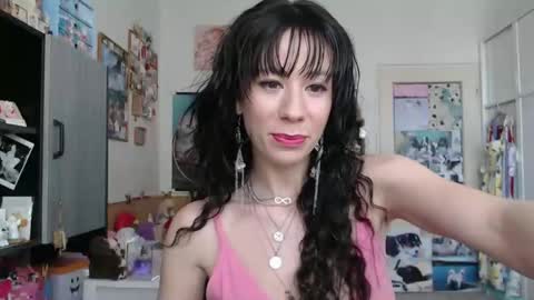 Rose online show from April 27, 12:46 pm