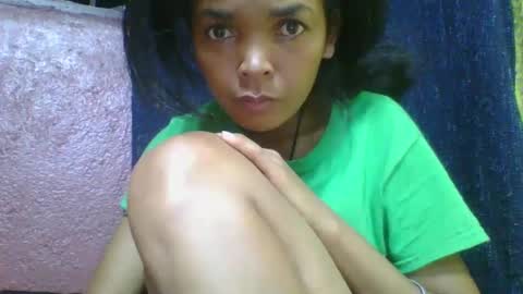Snapshot of rosia685234 chatting on February 11, 4:02 pm rosia685234 online show from February 11, 4:02 pm