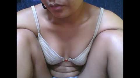 rosia685234 online show from February 5, 9:01 am