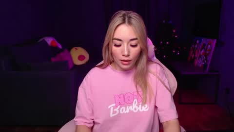 Rosie online show from December 19, 1:54 am