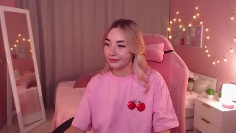 Rosie online show from November 12, 1:14 am