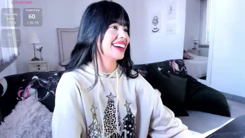 Snapshot of rosie_se chatting on December 20, 2:16 pm Rosieeee online show from December 20, 2:16 pm