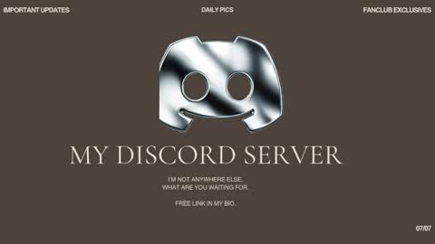 Rosie Bones online show from April 5, 10:20 pm