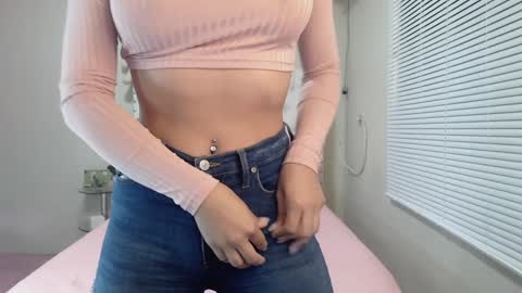 rosiehw online show from January 13, 2:00 pm