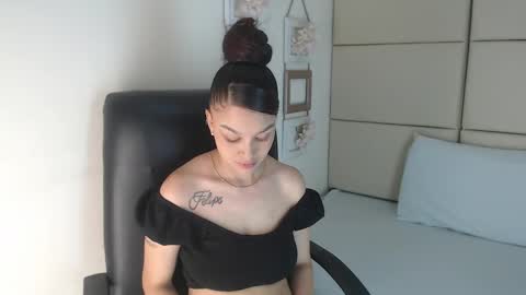 Snapshot of rossi_baker chatting on February 27, 3:26 pm Rossi online show from February 27, 3:26 pm