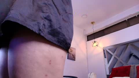 Ross online show from April 24, 3:31 am