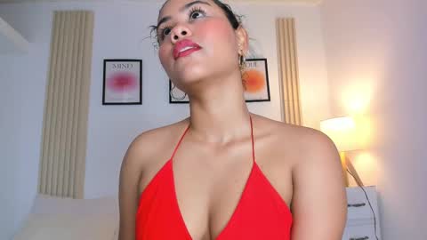 Snapshot of rossy_x chatting on September 17, 5:33 pm rossy_x online show from September 17, 5:33 pm