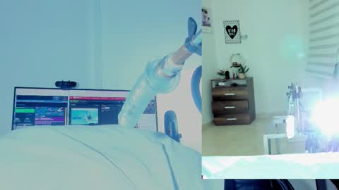 rosy_emely_ online show from January 12, 9:47 am