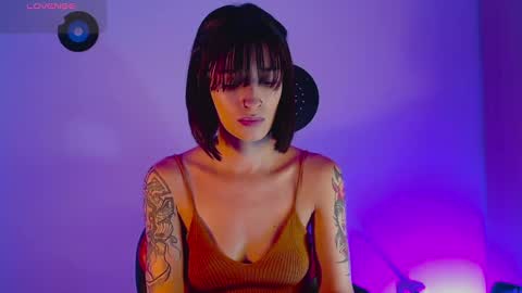 Snapshot of rot_wallace chatting on September 28, 11:21 pm rot_wallace online show from September 28, 11:21 pm