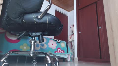 Rouse online show from April 6, 3:17 am