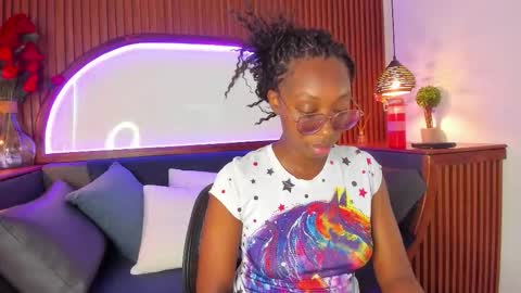 rouselux online show from March 6, 4:13 pm