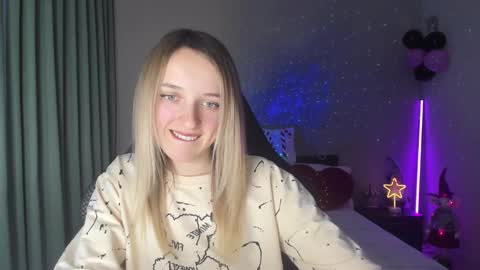Snapshot of rousereed chatting on December 20, 1:43 pm Rouse online show from December 20, 1:43 pm