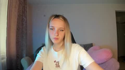 Snapshot of rousereed chatting on September 15, 6:32 am Rouse online show from September 15, 6:32 am