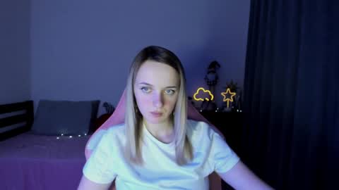 Snapshot of rousereed chatting on February 3, 2:55 pm Rouse online show from February 3, 2:55 pm