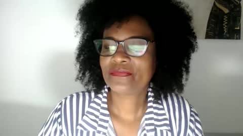 luxa online show from May 28, 8:01 am