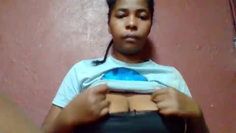 rovaelyah online show from April 21, 2:51 am