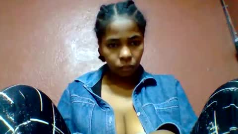 rovaelyah online show from June 11, 3:14 am