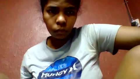rovaelyah online show from June 9, 1:27 am