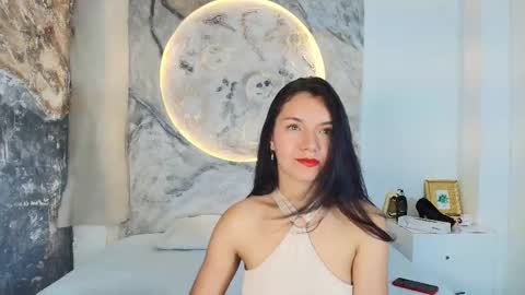 roxanaborns online show from November 3, 8:13 pm