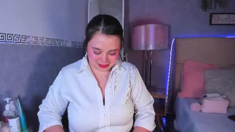 roxanebrown online show from June 19, 7:50 pm