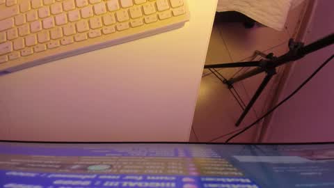 Roxane online show from March 9, 8:17 am