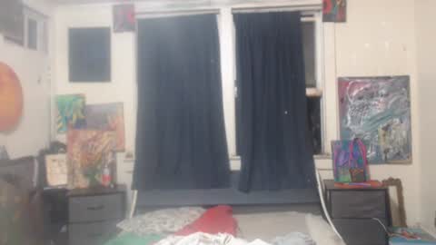 Snapshot of roxanneroulette chatting on February 7, 3:24 am Silver online show from February 7, 3:24 am