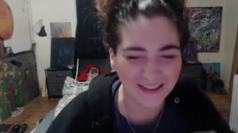 Snapshot of roxanneroulette chatting on January 28, 10:56 am Silver online show from January 28, 10:56 am