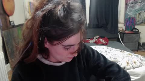 Snapshot of roxanneroulette chatting on January 19, 4:22 am Silver online show from January 19, 4:22 am