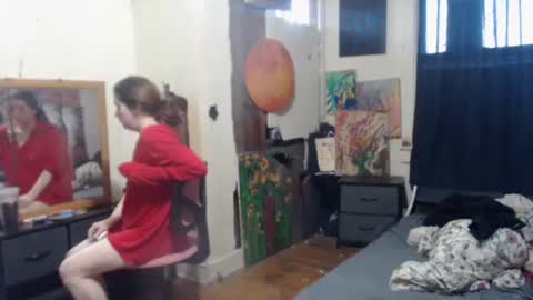 Snapshot of roxanneroulette chatting on February 8, 11:35 pm Silver online show from February 8, 11:35 pm