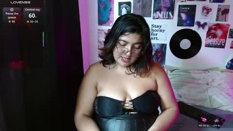 Roxana online show from April 27, 6:16 pm